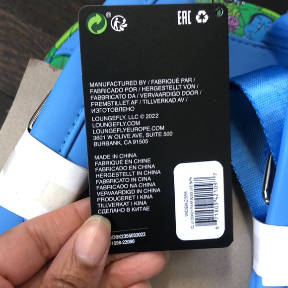 Loungefly Disney Pixar a bugs life green mini backpack kids + adults 8+ NWT - Picture 4 of 9